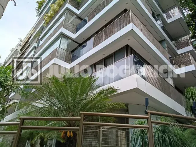 Apartamento : Padrão / Residencial / Leblon