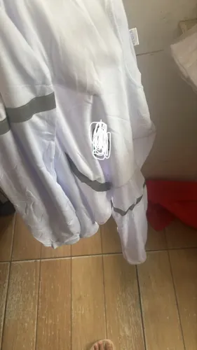 Camisas manga comprida e manga curta