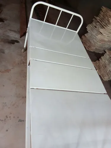 Cama hospitalar
