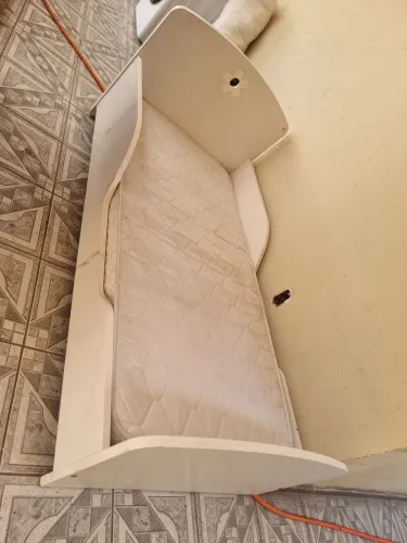 Entrego Cama infantil Com colchão 