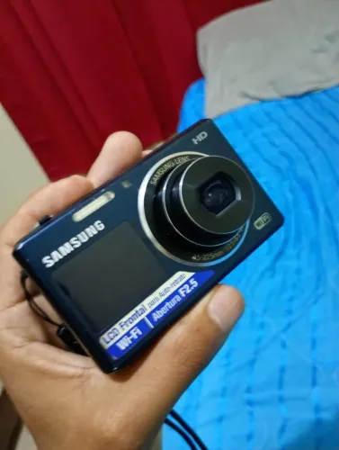 Câmera SAMSUNG DV150F
