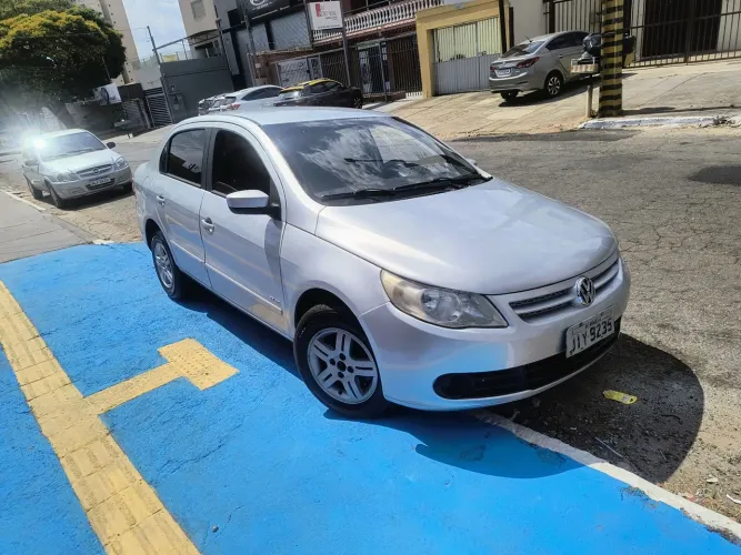 Volkswagen Voyage 1.0/1.0 City MI Total Flex 8V 4P 2011