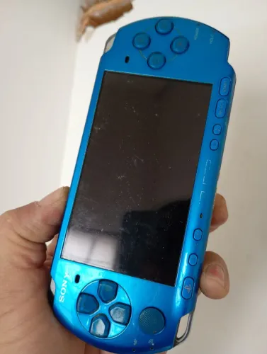 PSP 3010 azul tela queimada (sem bateria e sem acessórios)