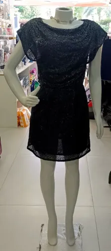 Vestido de festa de paetê preto tamanho P