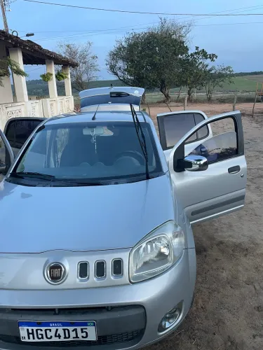 Fiat Uno Vivace 1.0 EVO Fire Flex 8V 3P 2013
