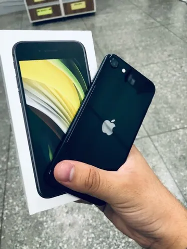 iPhone SE black 2020 64g seminovo >> garantia