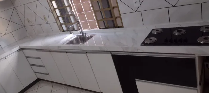 Pia de cozinha de porcelanato 