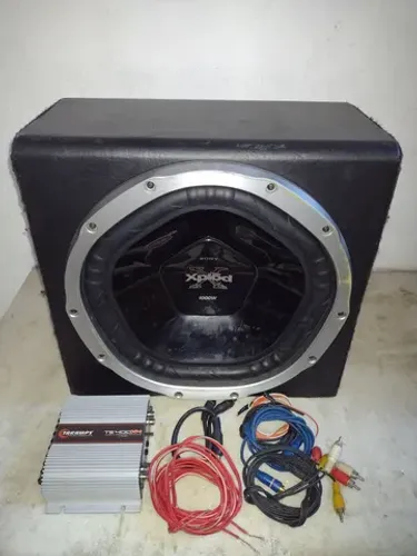 Caixa de som automotivo
