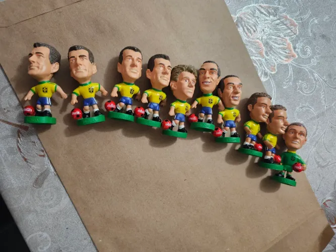 Miniaturas jogadores futebol seleção brasileira copa 1998 