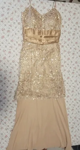 Vestido longo de festa dourado - usado uma vez