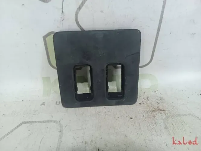 Moldura botão regulagem farol Peugeot 306 95-99