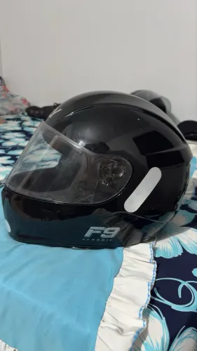 Capacete FLY F9 usado 