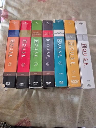 HOUSE (2ª a 8ª TEMPORADA)6 DVDs p/ temporada