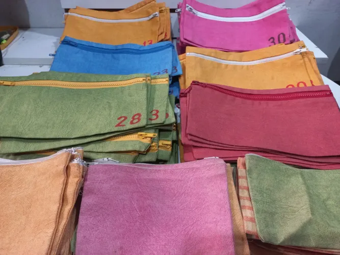 Mini bolsa porta dinheiro, maquiagem,