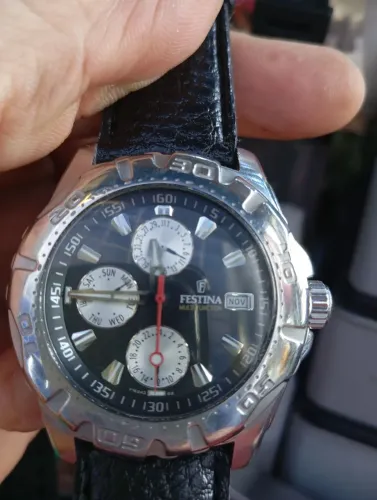 Relógio festina