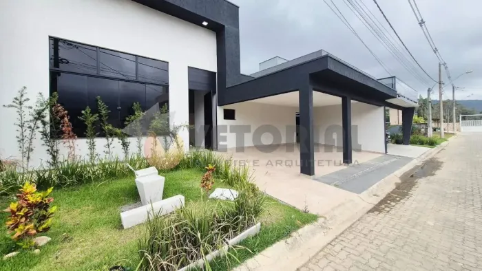 Casa com 3 dormitórios à venda, 300 m² por R$ 2.500.000,00 - Jardim Carolina - Ubatuba/SP