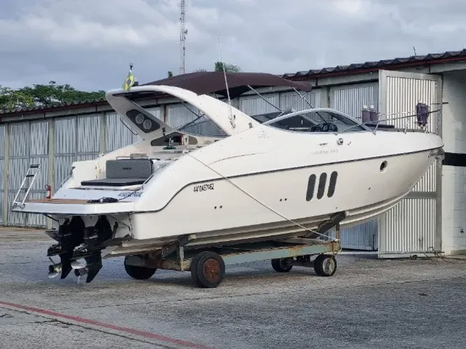 Lancha Phantom 290 Imperdivel