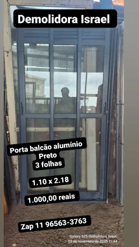 Porta balcão alumínio preto 