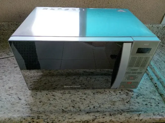 Micro-ondas 30L Inox - Brastemp Maxi Gratine BMX35AR com Defeito