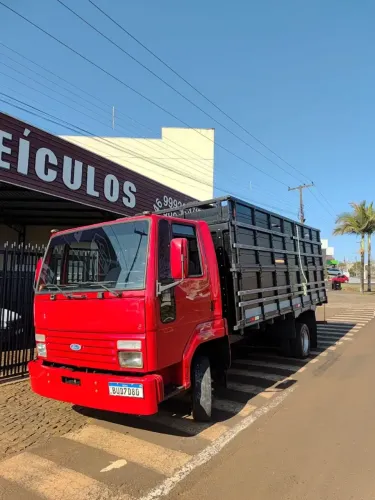 Cargo 814 boiadeira 3/4