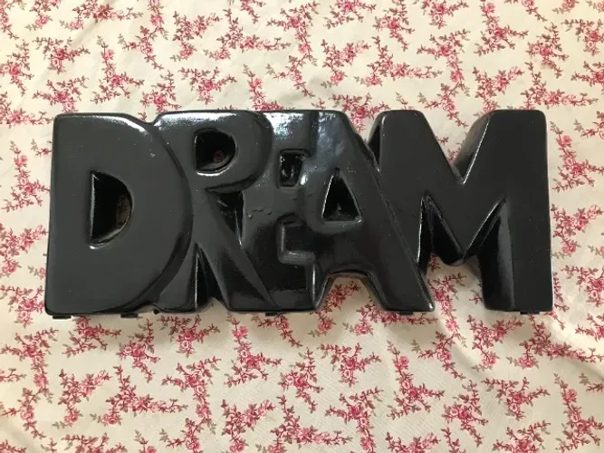 Decoração Palavra Dream Em Cerâmica Preto