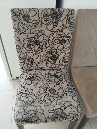 Vendo conjunto 6 cadeiras para sala de jantar