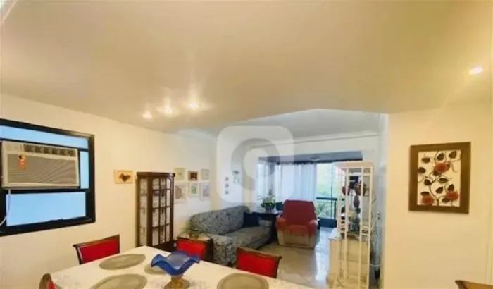 EXCELENTE APARTAMENTO FROTAL MAR