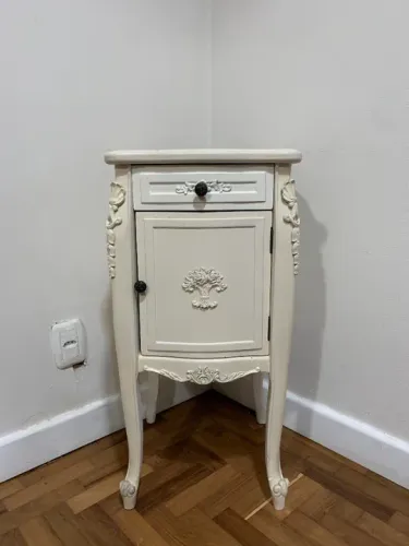 Mesa de Cabeceira