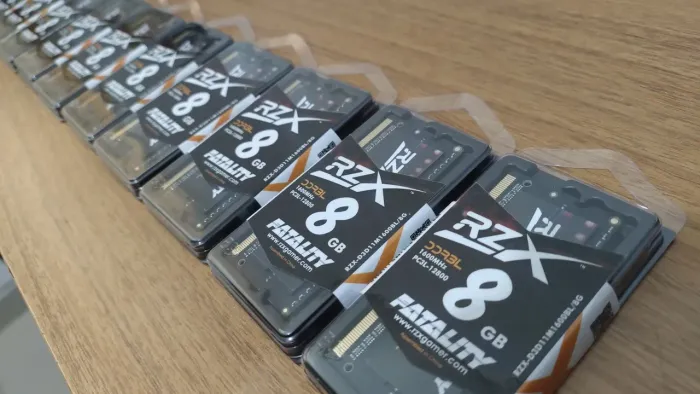 Memoria ram 8gb ddr3l de 1600 novas   