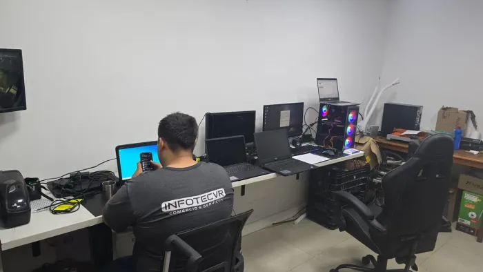Manutenção,  venda de computadores e notebook 