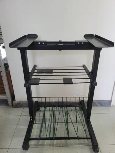 Mesa de Ferro para TV de tubo e DVD