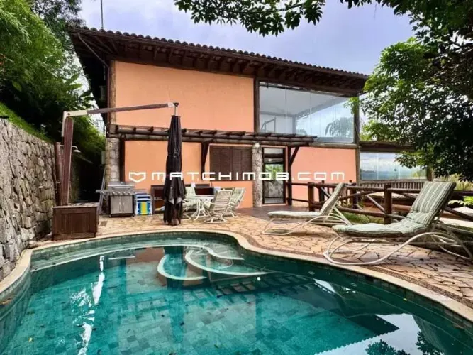 Casa à venda na Ponta da Mombaça - Angra dos Reis