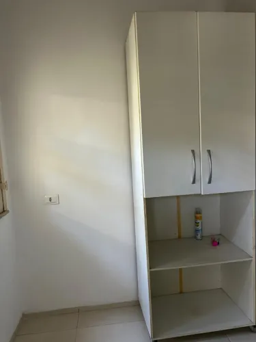 Armário semi aberto 