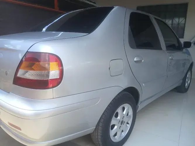 Fiat Siena ELX 1.8 MPI 8V 103cv 4P 2004