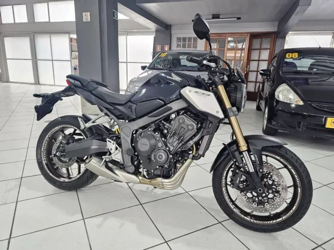 HONDA CB 650R ANO 2021