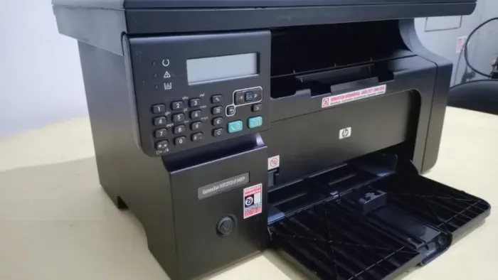 HP LaserJet M1212nf MFP multifuncional