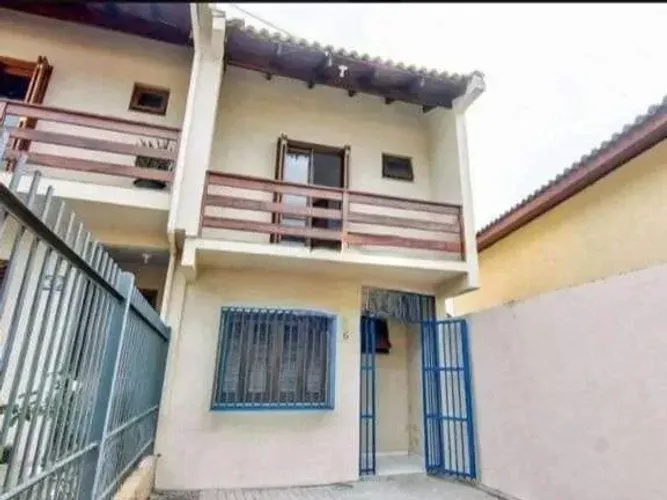 Condomínio Dona Laura - Sobrado para vender na Santa Isabel!