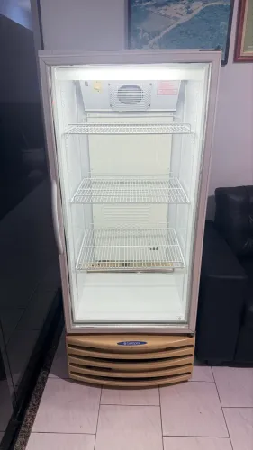 Cervejeira expositor Gelopar