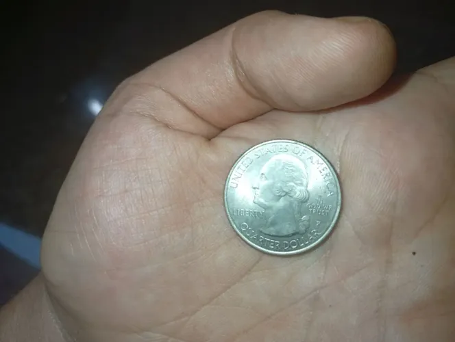 Vendo 89 Moedas Antigas/Estrangeiras/Colecionáveis.