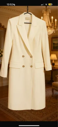 Vai para frio? Casaco Blazer Off White Elegante! NOVO com etiqueta