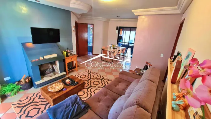Apartamento 4 Quartos para alugar em Juvevê, Curitiba, PR | Confiancce Imóveis