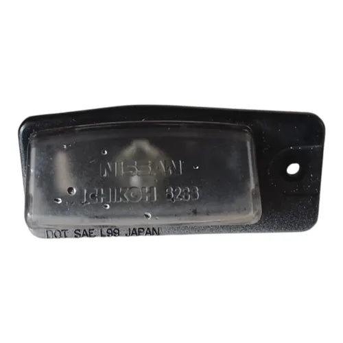 Luz de placa nissan sentra 2009 a 2012 original