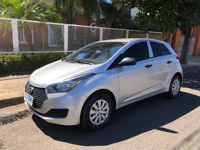 Hyundai HB20 Unique 1.0 Completo - 2019