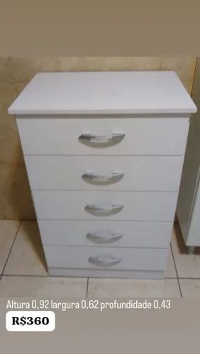 Cômoda 5 gavetas