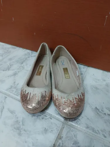Sapato Moleca - Tamanho 35