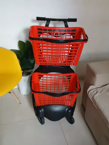 Vendo um carrinho de compras novo
