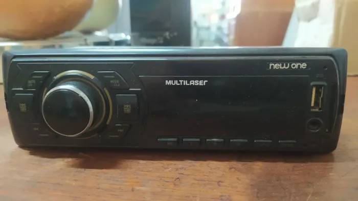 frente som para carro "Multilaser"