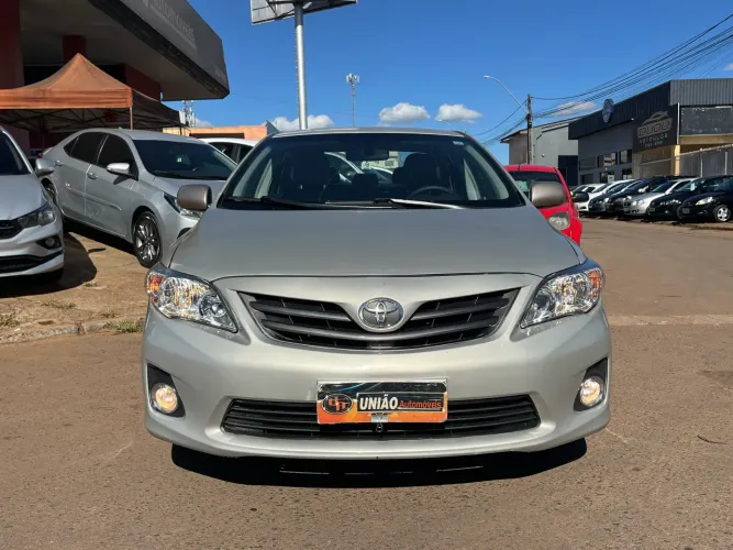 Toyota Corolla GLI 1.8 Flex 16V Aut. 2013