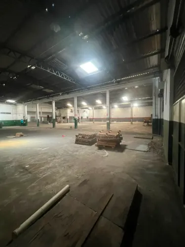 Galpão Comercial de 750 m² à Venda no setor Aeroviário - Goiânia - GO