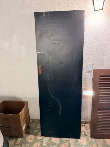 Porta madeira pesada formicada